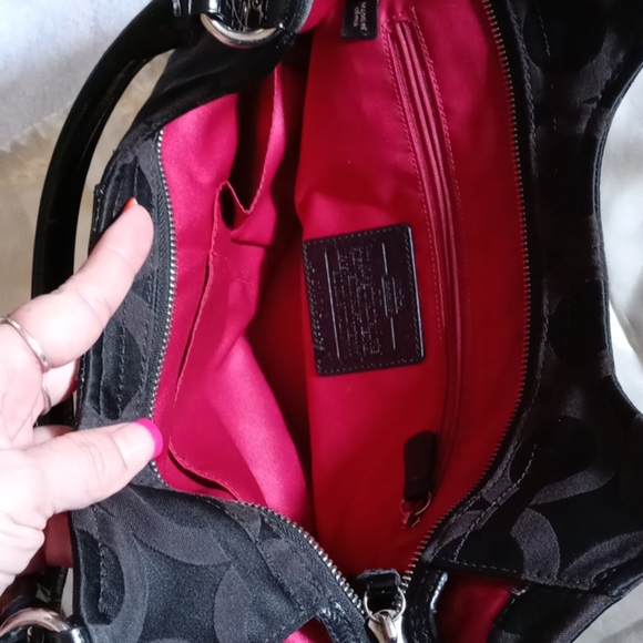 Coach purse - Picture 4 of 8